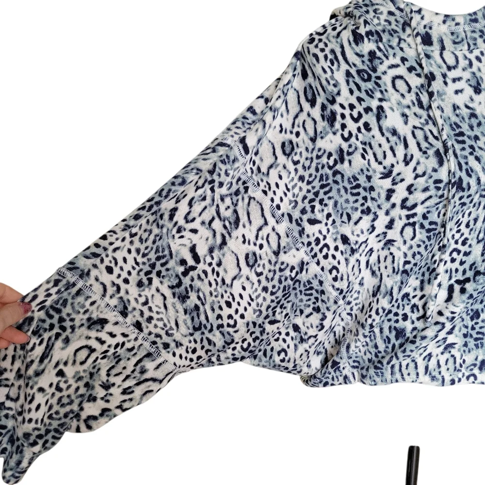 Midnight Bakery Blue & White Leopard Print Pajama Set Women's Size S